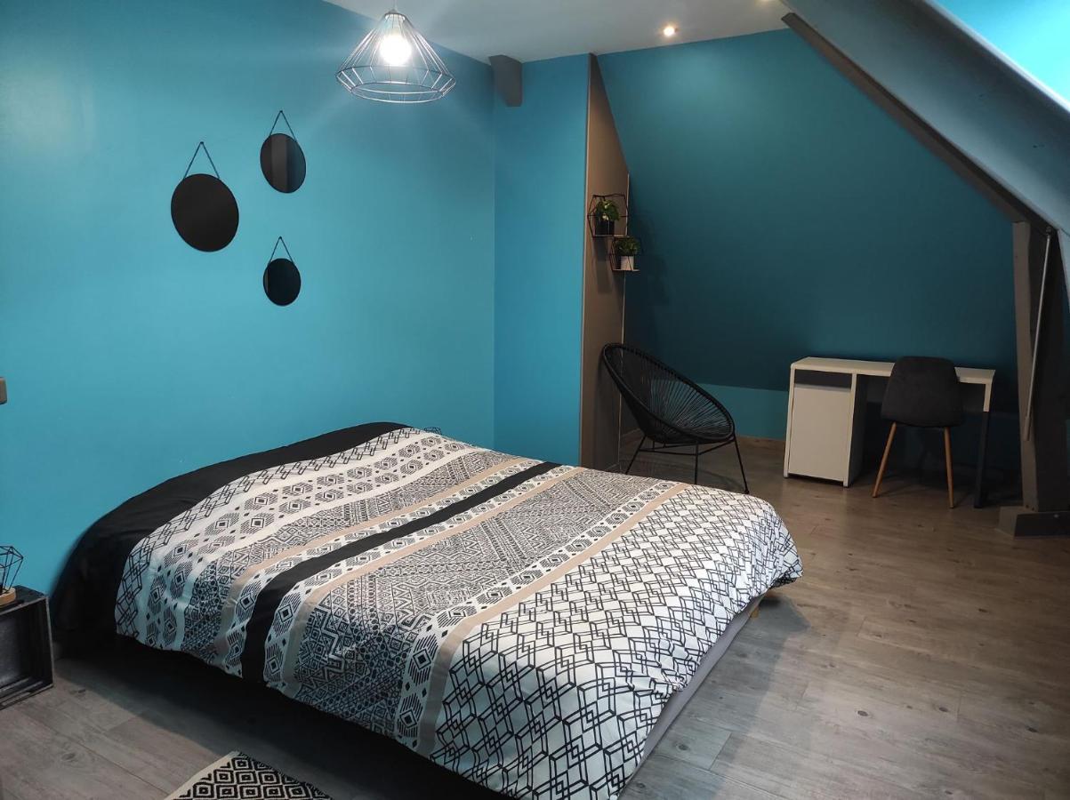 Agreable Et Spacieuse Chambre Familiale Sansac-de-Marmiesse Экстерьер фото